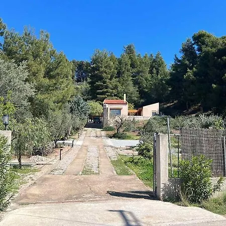 Holiday home Askalosia Agios Georgios (Istiaia-Aidipsos)